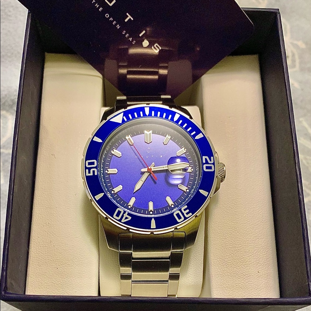 Mens Nautis Dive Watch, unidirectional blue bezel 100$ obo